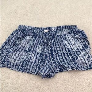 Blue shorts with print